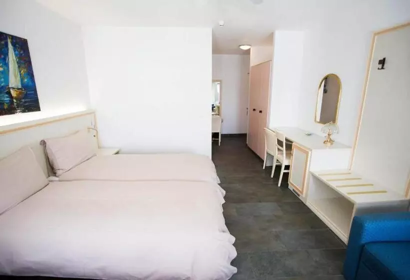 ビジネスルーム, Hôtel Du Port