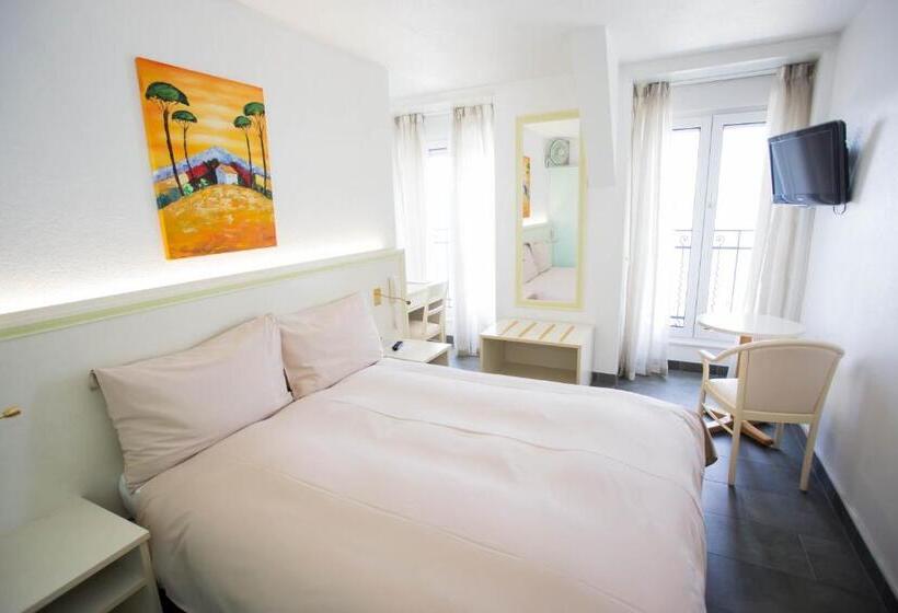 Номер бизнес-класса, Hôtel Du Port