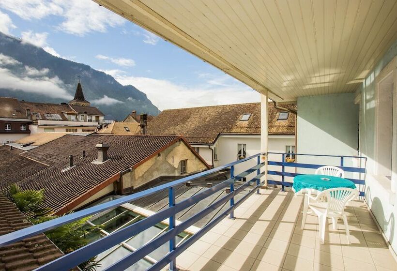 Номер Стандарт, Hôtel Du Port