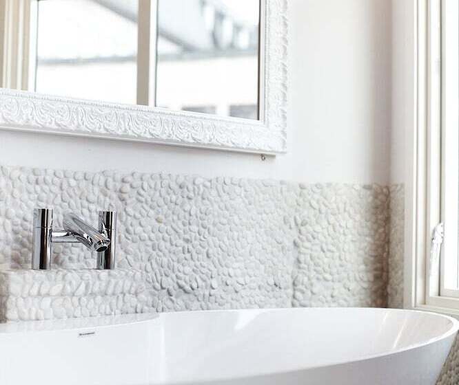 디럭스 룸, Huskvarna Stadshotell