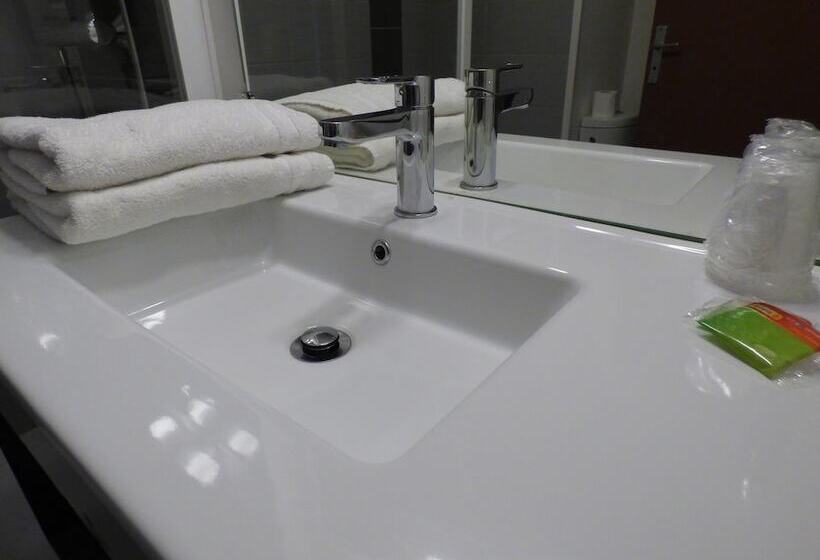 Номер Стандарт, Inspiration By Balladins Villefranche De Rouergue