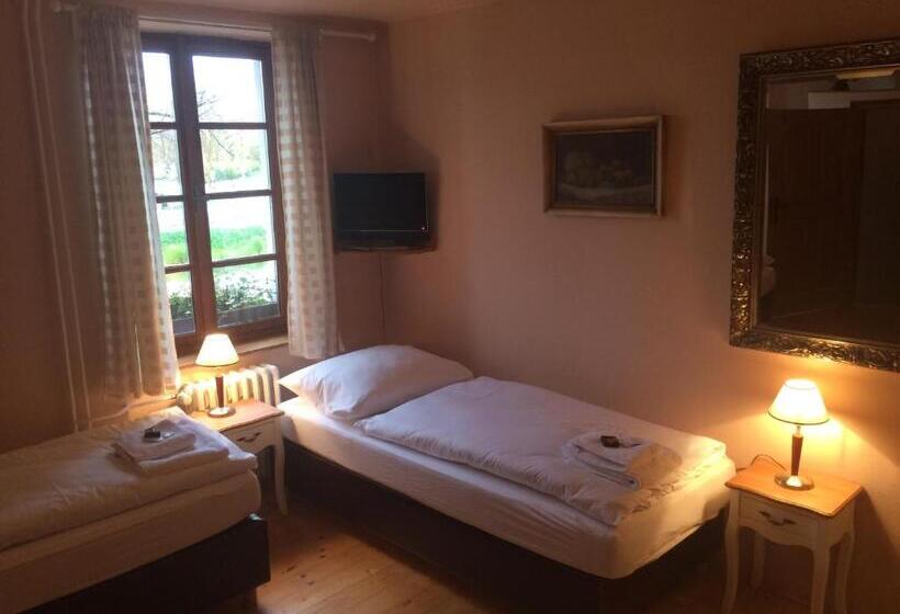 １ベッドルームアパートメント, Klika