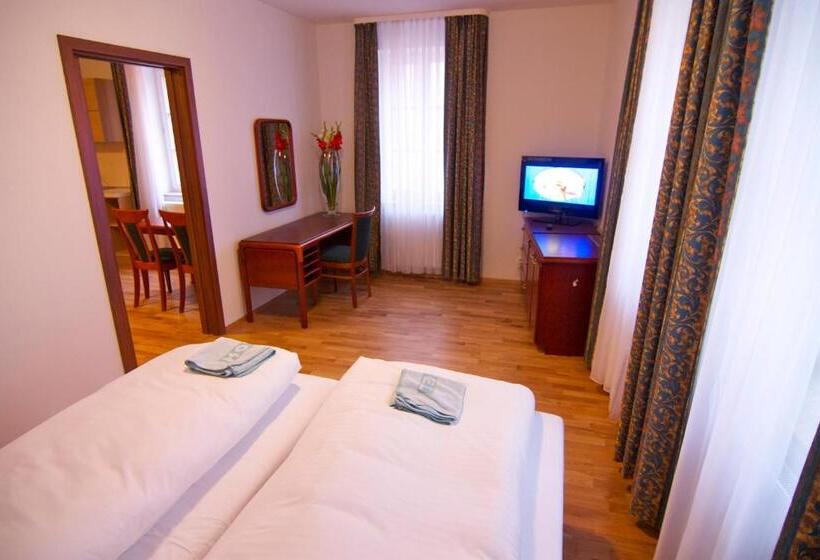 １ベッドルームアパートメント, Klika