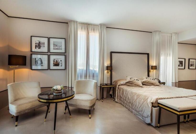 جناح مزود بجاكوزى, La Locanda Del Conte Mameli