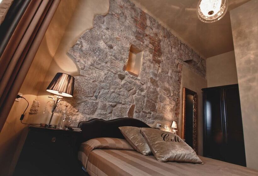 جناح جونيور, La Locanda Del Conte Mameli