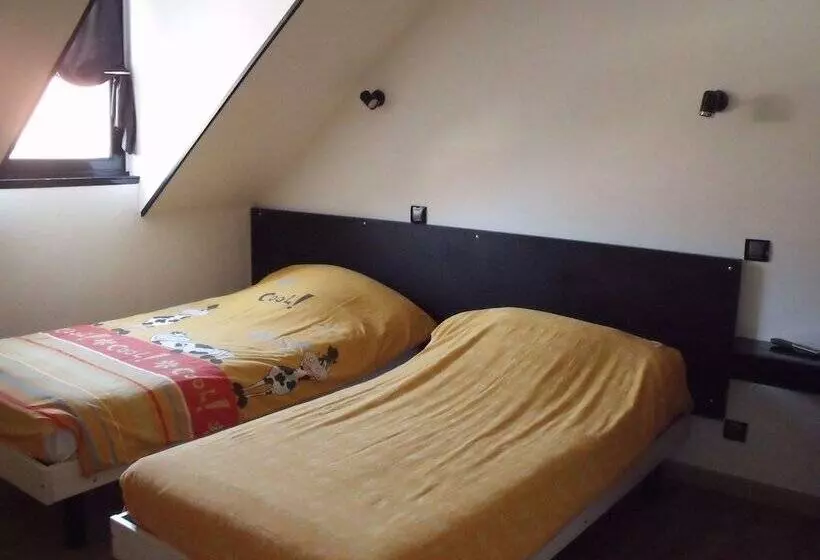 Standard Kolmen Hengen Huone, Le Clos Robinson