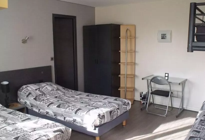 Standard Neljän Hengen Huone, Le Clos Robinson