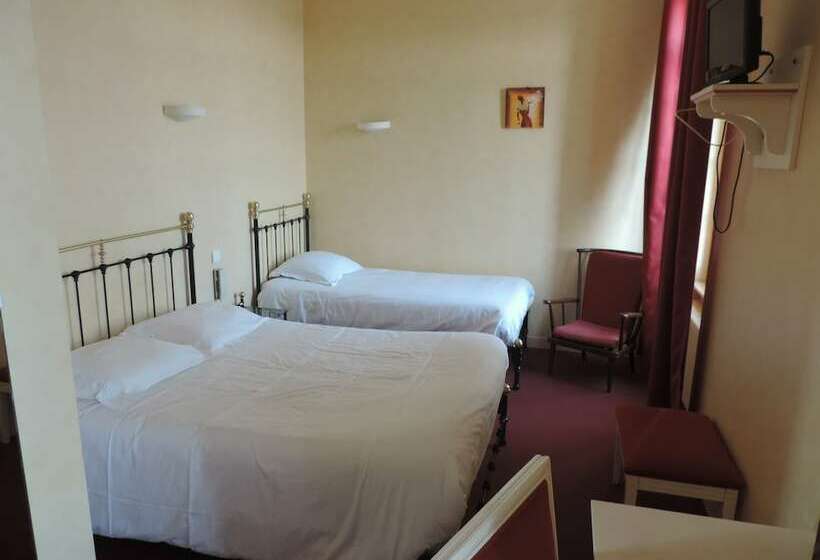 Habitació Triple Estàndard, Le Renaissance