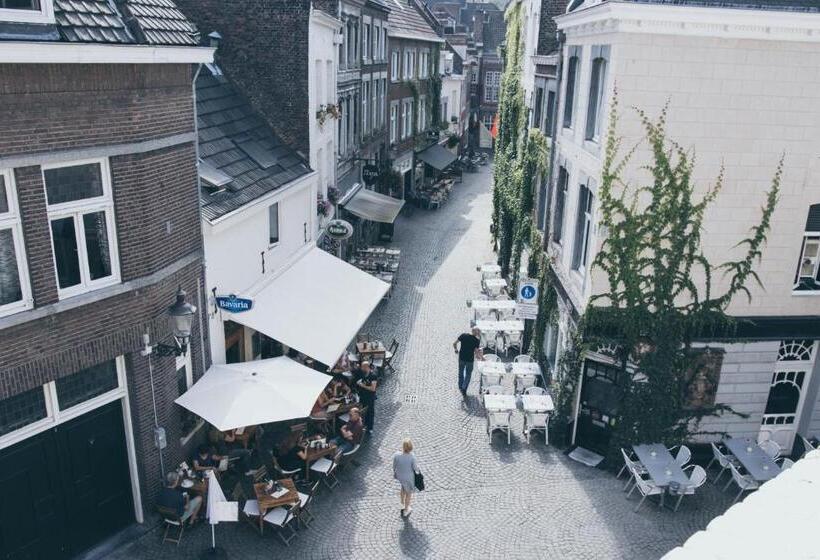 스탠다드 스튜디오, Le Virage Bistro En