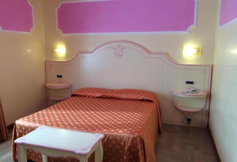 غرفة قياسية رباعية, Locanda Zabotto