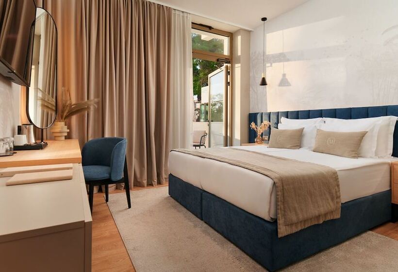 חדר סופריור עם נוף לים ומרפסת, Moeesy, Blue & Green Oasis