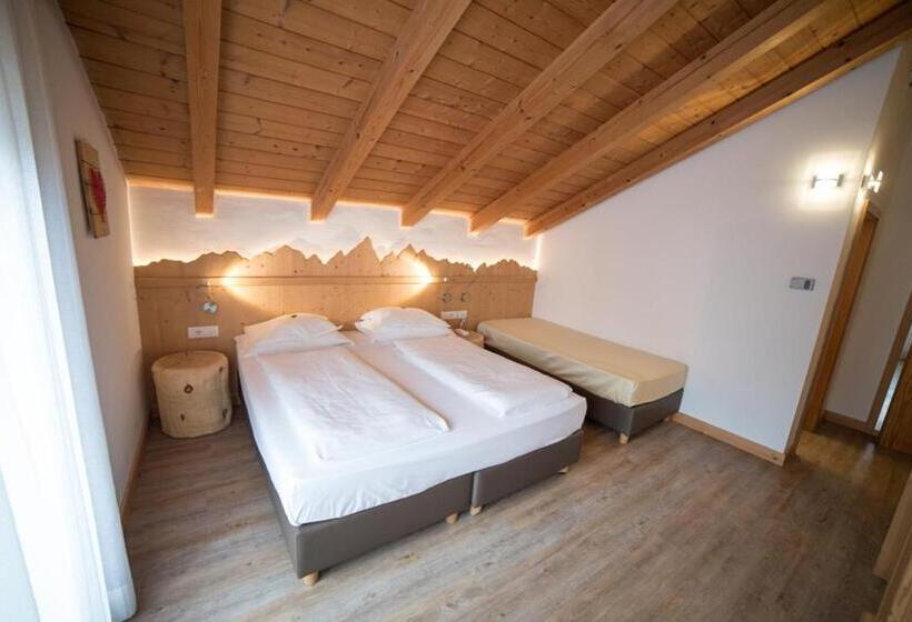 חדר סופריור לשלושה, Olimpionico