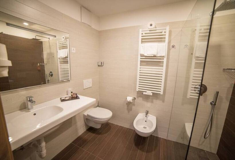 סוויטת ג'וניור, Olimpionico