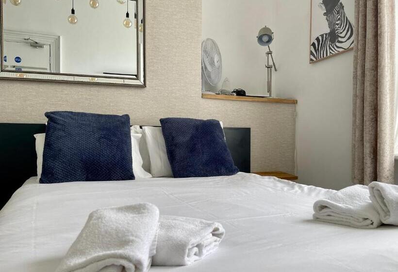 Номер Deluxe, Brighton Black Hotel & Hot Tubs