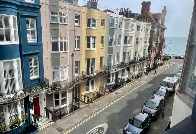 패밀리 룸, Brighton Black Hotel & Hot Tubs