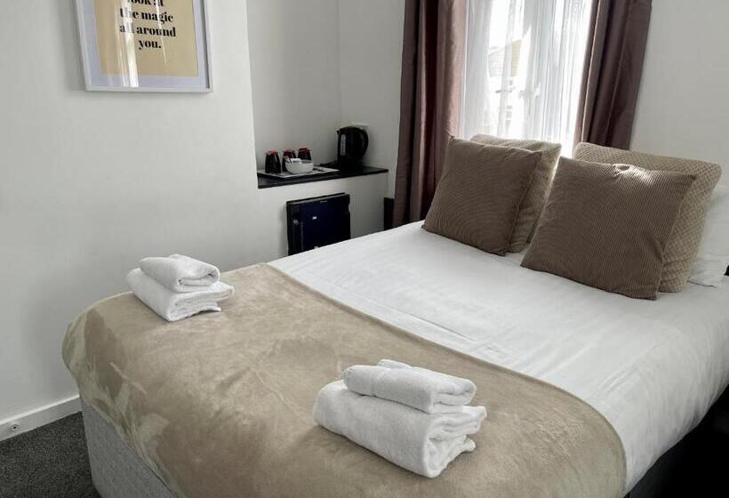 디럭스 패밀리 룸, Brighton Black Hotel & Hot Tubs