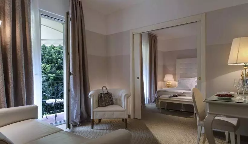 バルコニー付スイート, Palace Hotel San Pietro