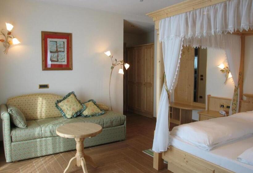 Полулюкс, Paradise Lodge