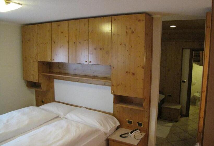 اتاق استاندارد سه نفره, Paradise Lodge