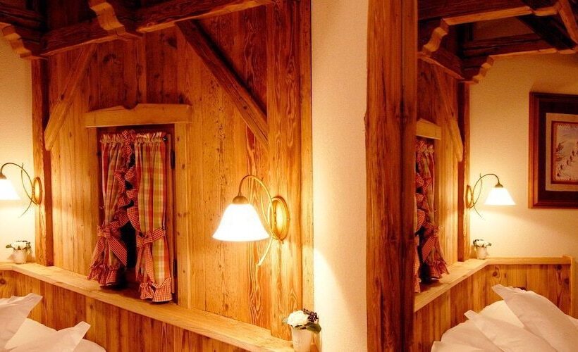 اتاق سوپریور, Paradise Lodge