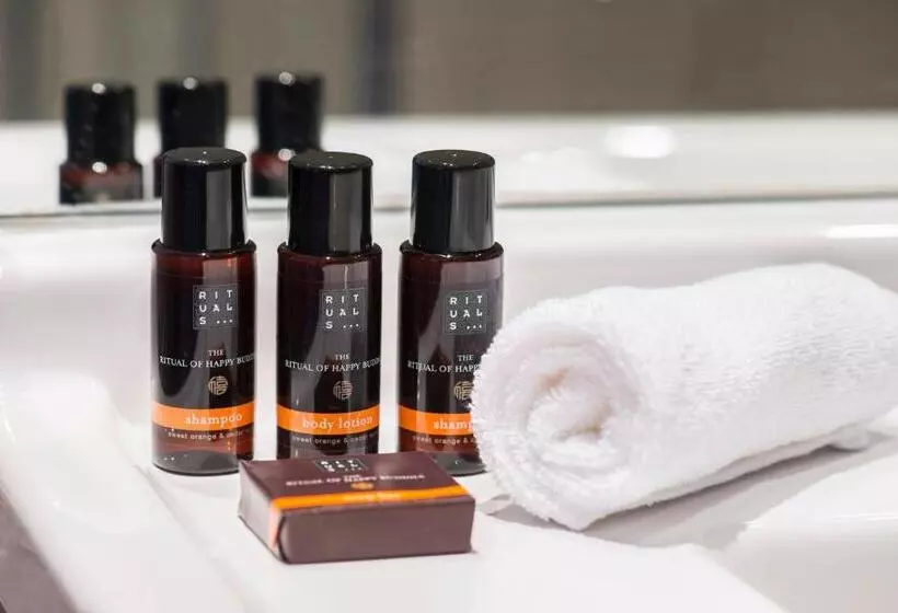 Deluxe Room, Reehorst