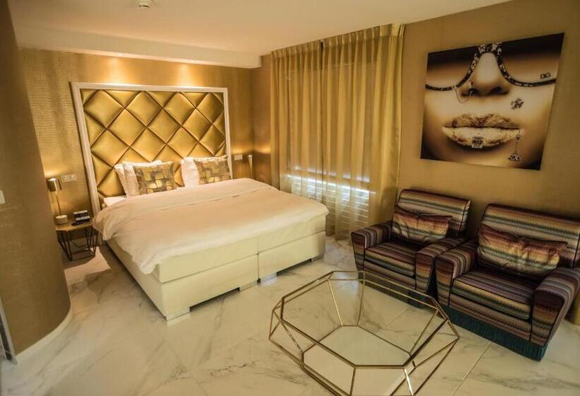 带大床的套房, Reehorst