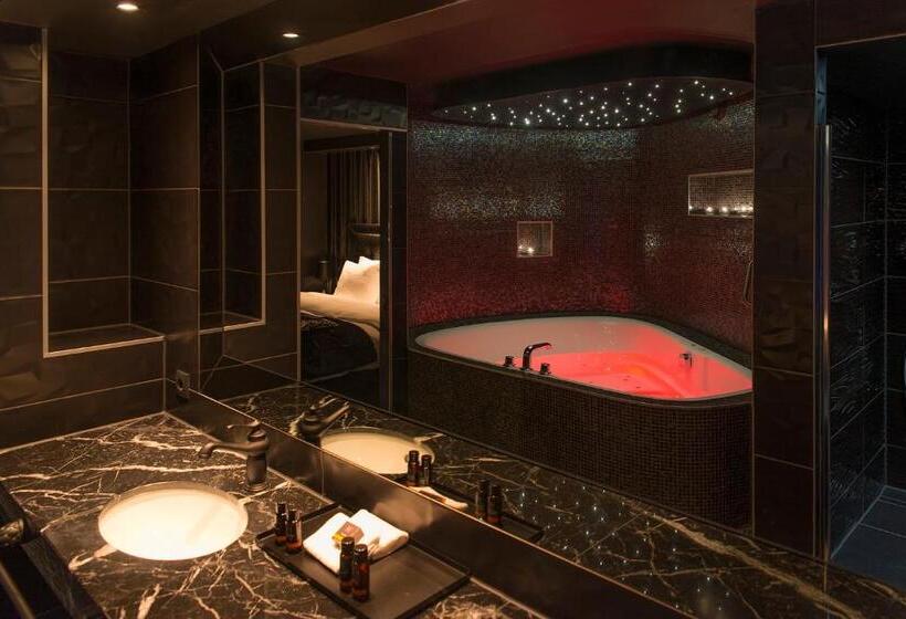 带大床的套房, Reehorst