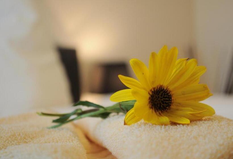 标准间, Restaurant Doppeladler