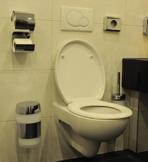 行政两卧套房, Restaurant Doppeladler