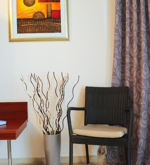 行政两卧套房, Restaurant Doppeladler