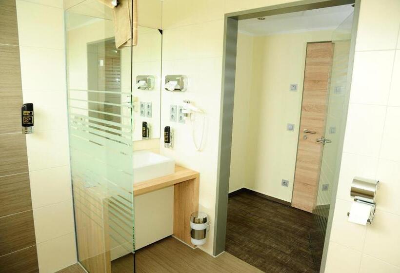 舒适型房间, Restaurant Doppeladler