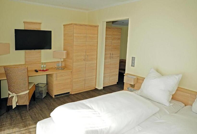 舒适型单人间, Restaurant Doppeladler