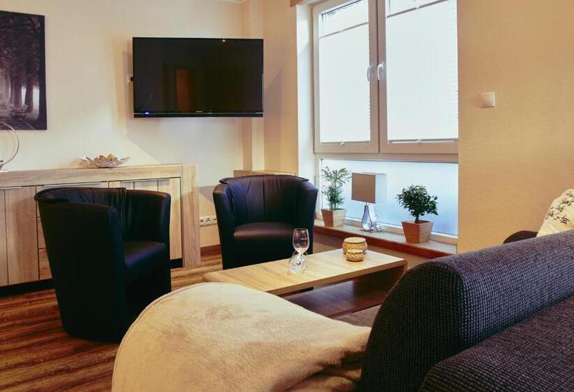 带1个卧室的带阳台的公寓, Restaurant Doppeladler