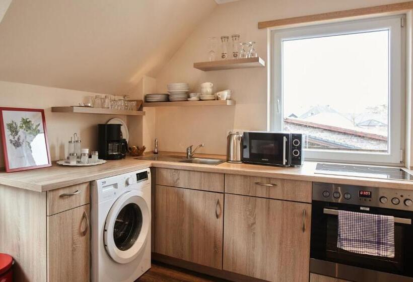 带1个卧室的带阳台的公寓, Restaurant Doppeladler