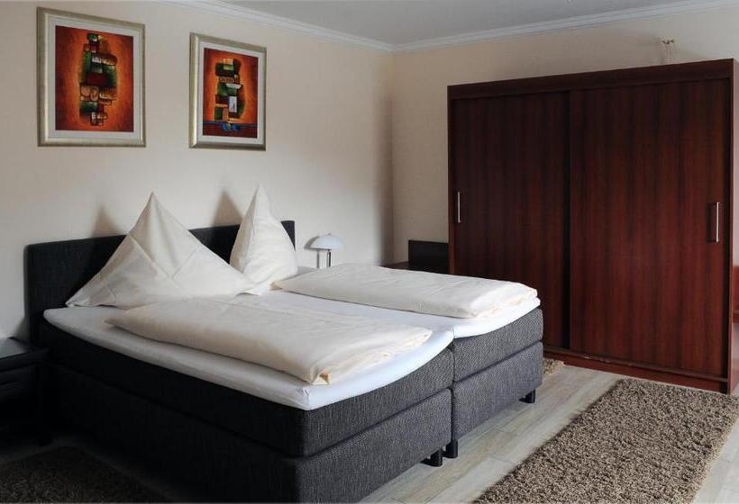 行政两卧套房, Restaurant Doppeladler