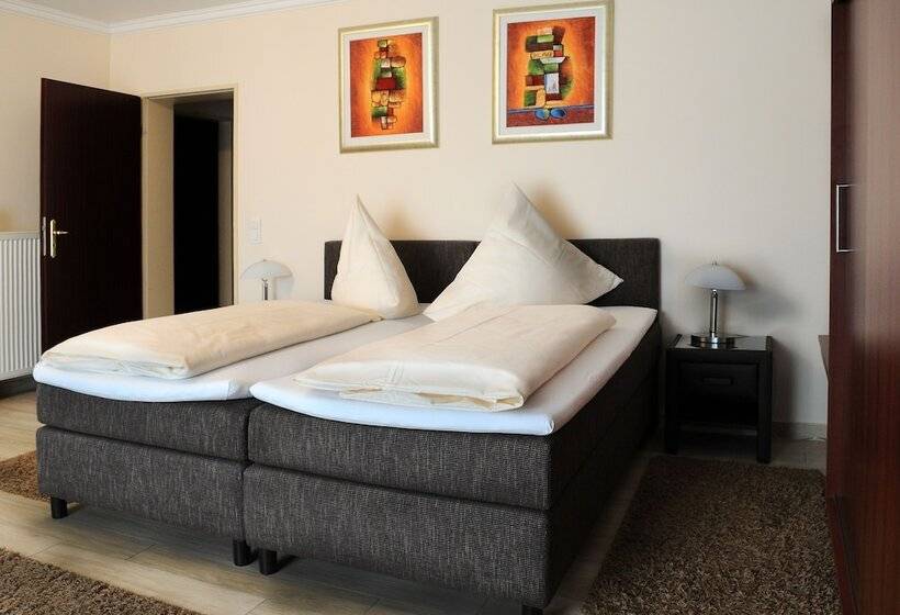 标准间, Restaurant Doppeladler