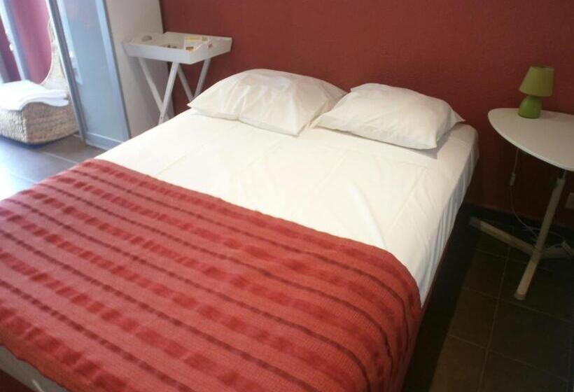 غرفة قياسية, Restaurant La Frégate