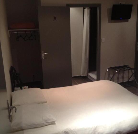 غرفة قياسية, Restaurant La Frégate