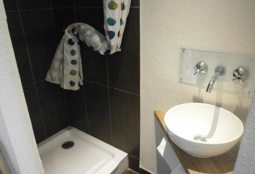 غرفة قياسية, Restaurant La Frégate