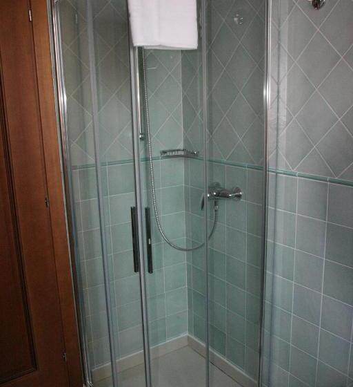 חדר סטנדרט לשלושה, San Rocco