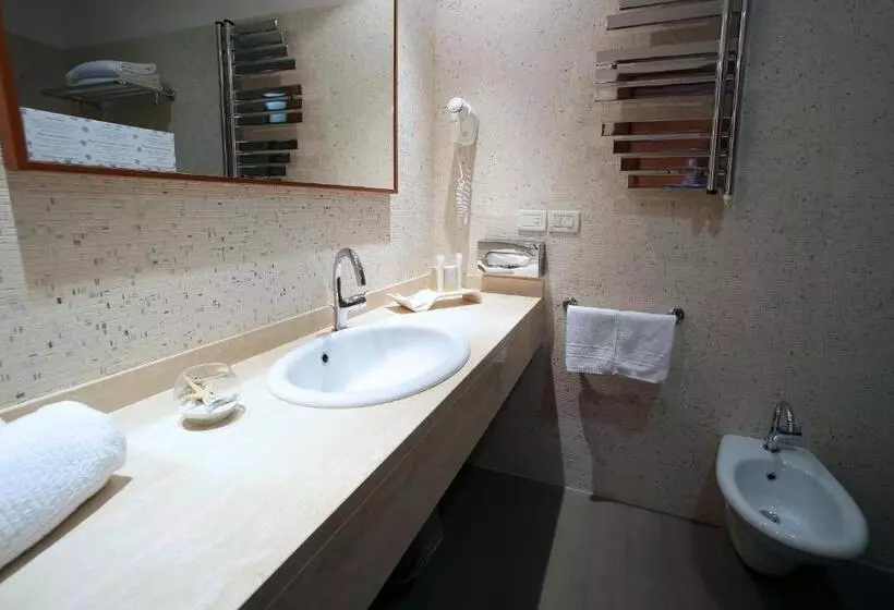 اتاق استاندارد چهار تخته, San Rocco