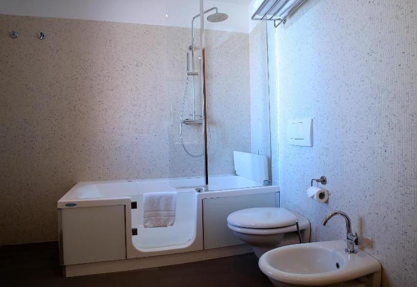 סוויטת ג'וניור, San Rocco