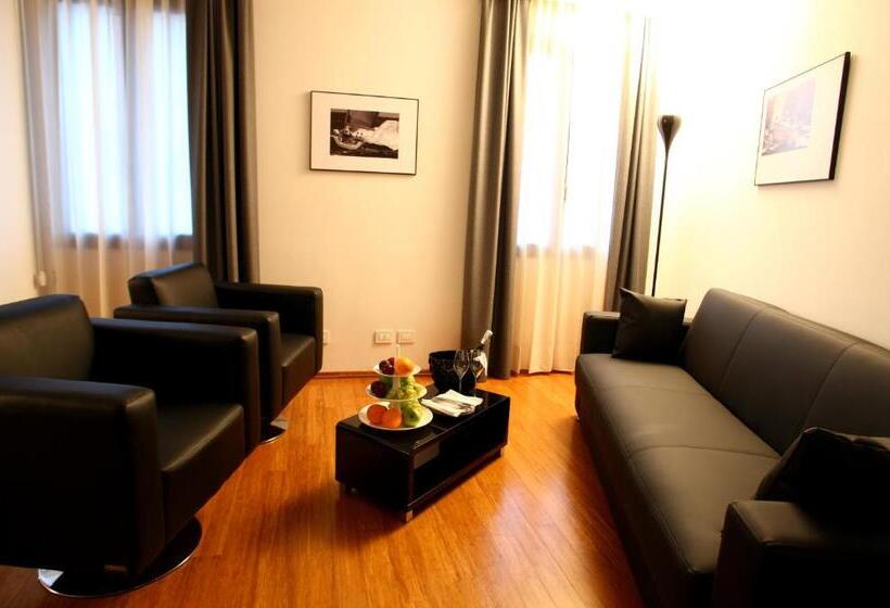 סוויטת ג'וניור, San Rocco