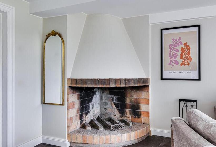 Deniz Manzaralı Balkonlu Delüks Oda, Söderfors Herrgård