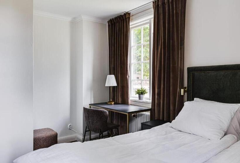 Bahçe Manzaralı Standart Oda, Söderfors Herrgård