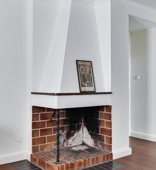 Delüks Oda, Söderfors Herrgård