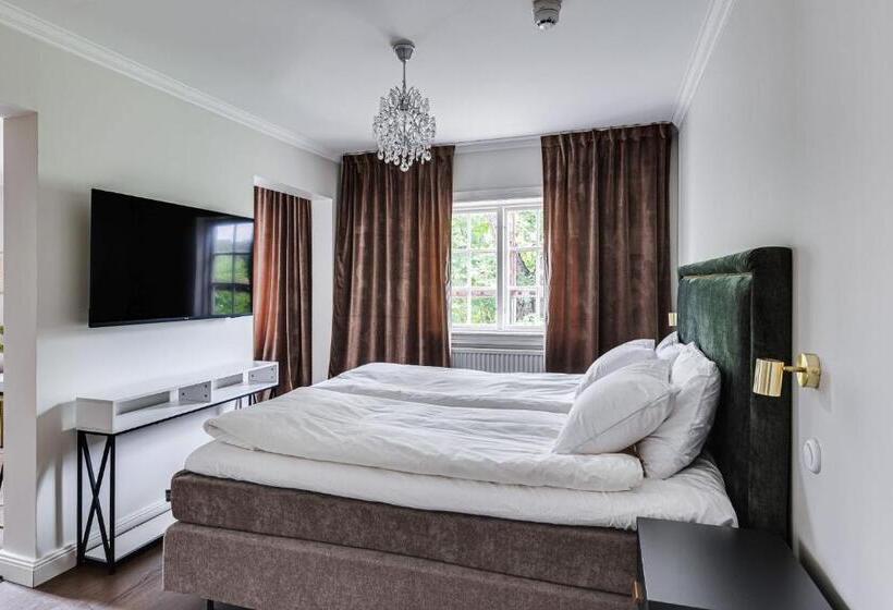 Süit, Söderfors Herrgård