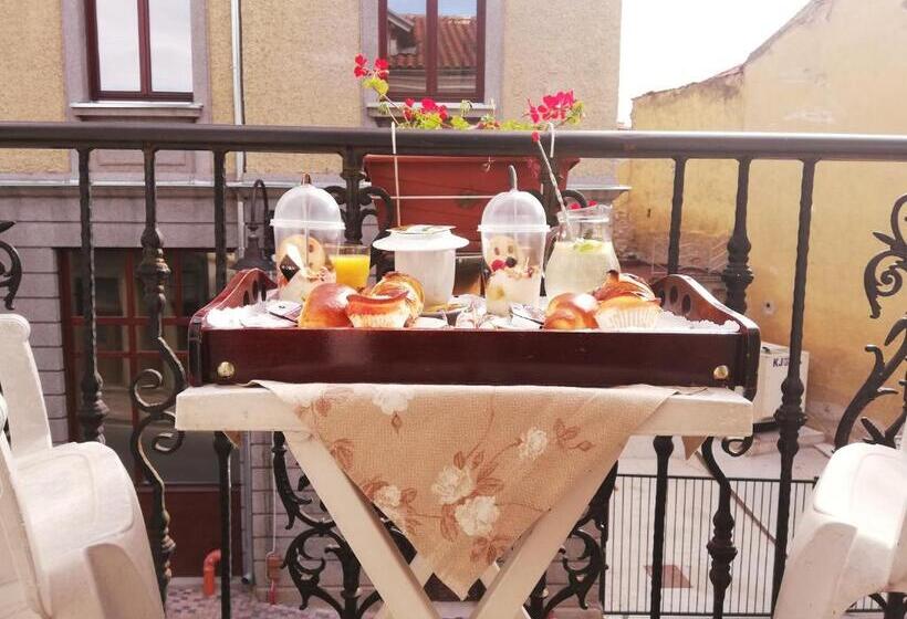 اتاق استاندارد با بالکن, Tarnava