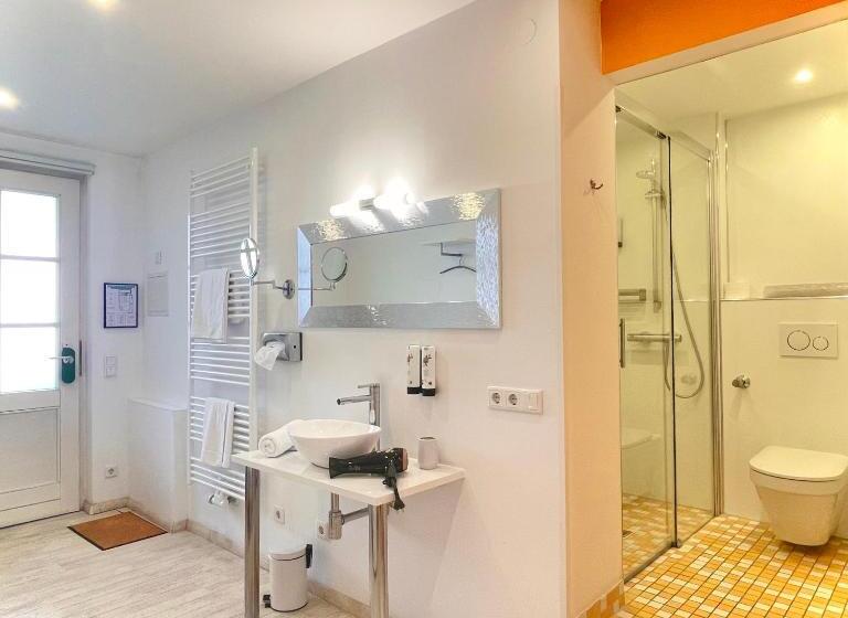 غرفة كومفورت فردية, Werners Boutique