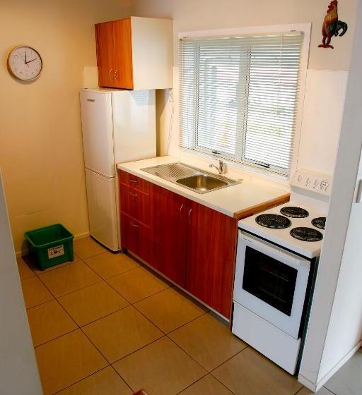 דירת שני חדרים, Touchwood Motor Lodge